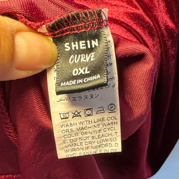 SHEIN Curve OXL Rich Burgandy Dark Academia Dress. Wednesday Addams. Vampire - Picture 2 of 5